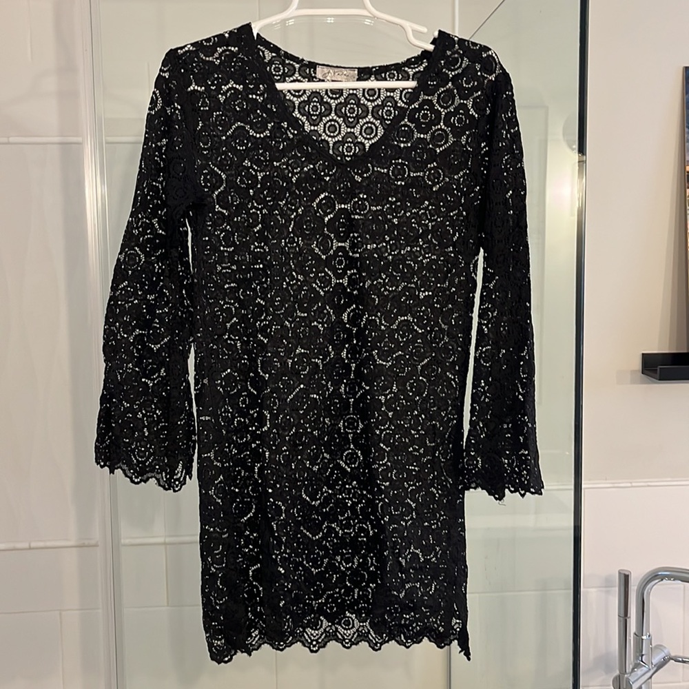 Boutique swim coverup. J Valdi